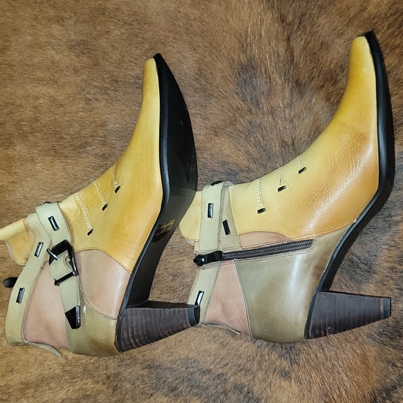 Corkys Shoes Elite Corkys Boots Antelope Ankle Booties 0 Leather Caramel Brown Sz 11 Poshmark